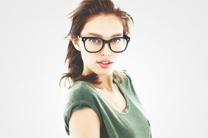 Lens mi gözlük mü? Kontak Lensin zararları ve yararları - Resim: 2