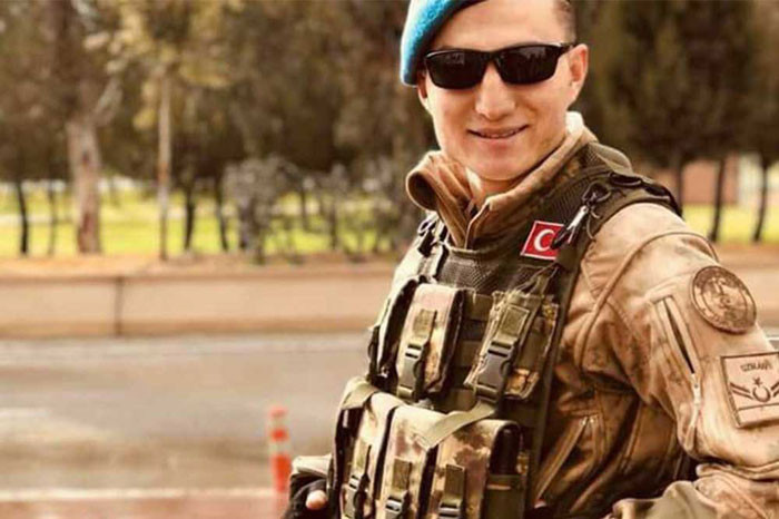 Afrin şehidi zeytin dallarıyla uğurladı... - Resim: 1