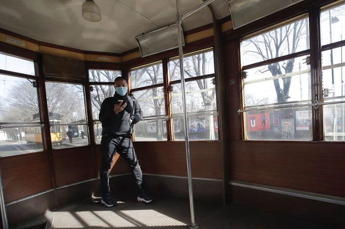 İtalya'da koronavirüsten ölenlerin sayısı 827'ye yükseldi - Resim: 1