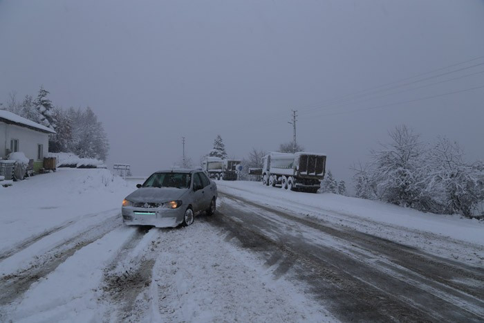 Yurtta hava durumu 17.11.2016 kar kapattı - Resim: 3