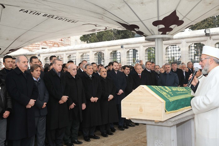 Cumhurbaşkanı Erdoğan da omuz verdi - Resim: 1