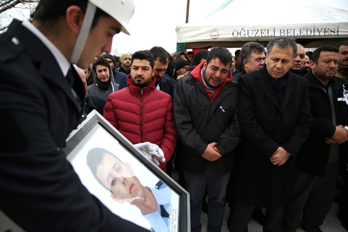 Beşiktaş şehidi memleketinde son yolculuğuna uğurlandı! - Resim: 1