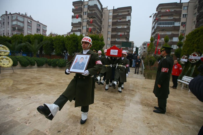 El Bab şehitleri uğurlandı! Gözyaşları sel oldu - Resim: 1