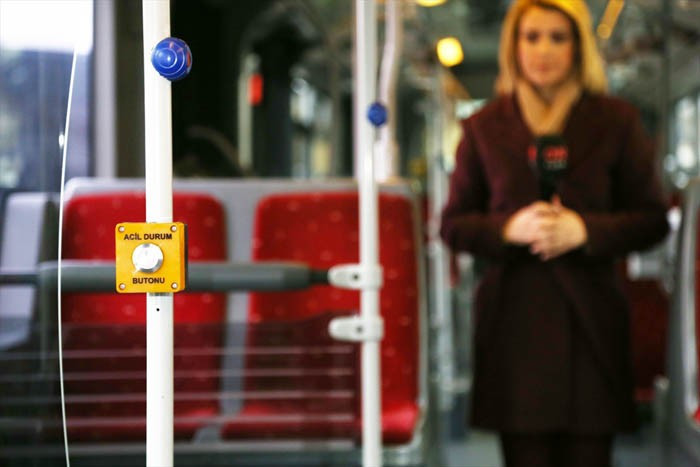 Panik butonlu metrobüsler sefere başladı - Resim: 1