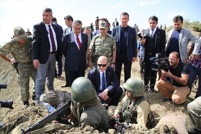 Bakan Soylu hain saldırının olduğu bölgede! - Resim: 4