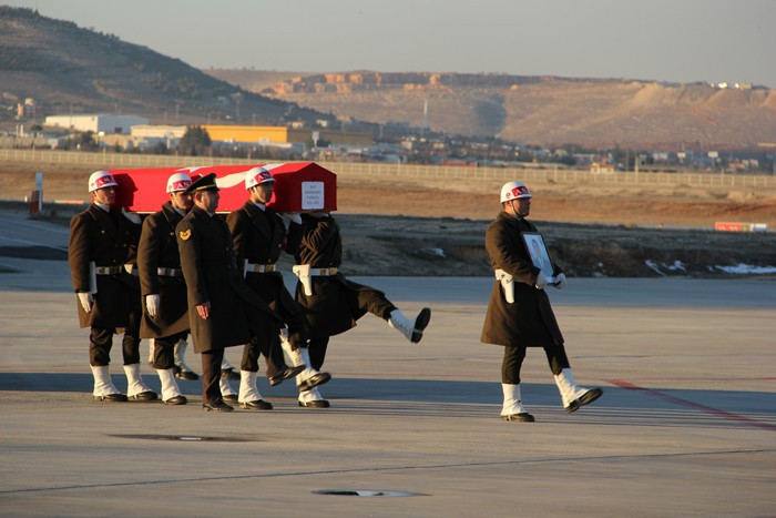 Şehit Uzman Çavuş memleketine gönderildi - Resim: 4