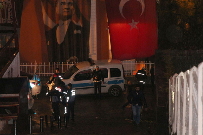 Beşiktaş'ta korkutan patlama! Polis alarma geçti ama... - Resim: 3