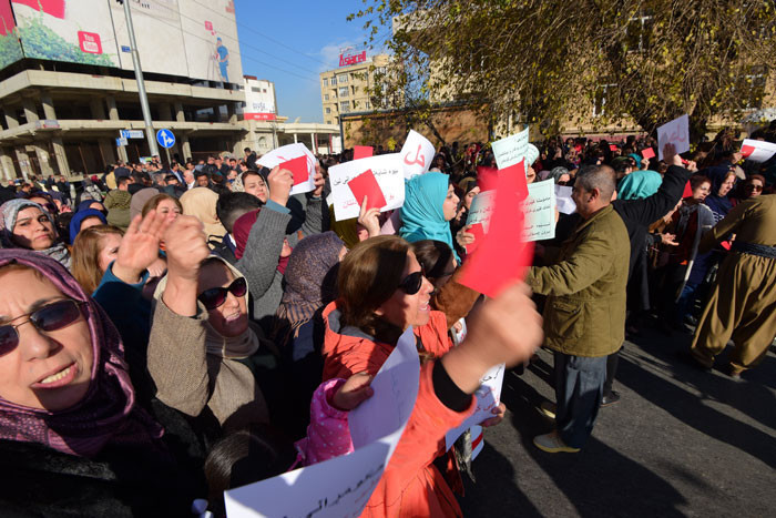 Barzani'ye karşı ayaklandılar! Maaşlarımızı ver 26 yıllık yolsuzluğa son... - Resim: 3