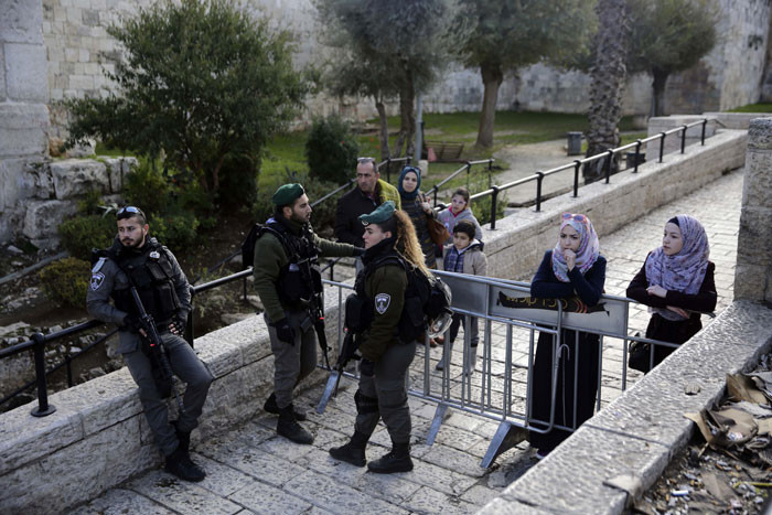 Filistin'de intifada başladı! Mermiye karşı sapan taşı... - Resim: 2