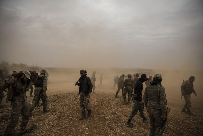 Münbiç'te neler oluyor? TSK namluyu YPG'ye çevirdi - Resim: 1