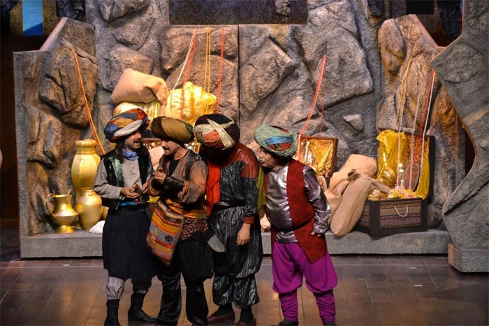 Gaziantepli çocuklar tiyatroya doydu - Resim: 2