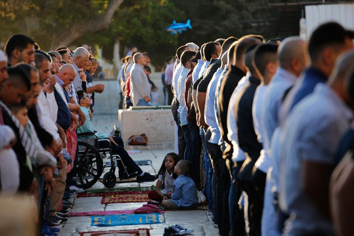 Bayram Namazı'nda müslümanlar Mescid-i Aksa'yı boş bırakmadı! - Resim: 4