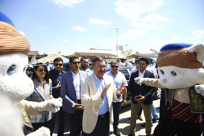 Melih Gökçek'in zor anları tam konuşmak üzereyken... - Resim: 4