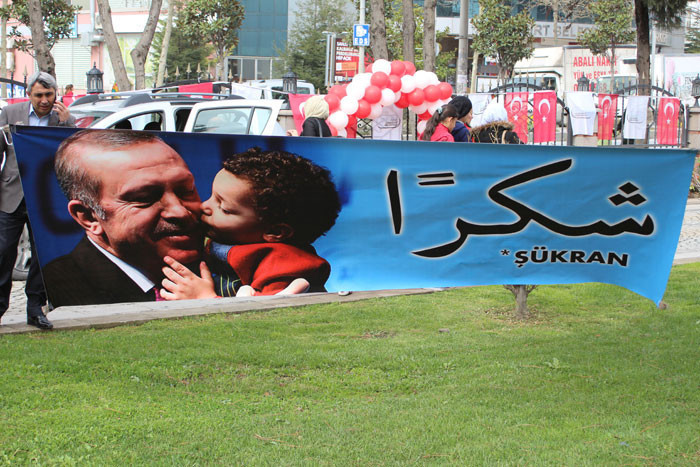 İlginç tören! Suriyeliler Esenyurt'tan mehterle uğurlandı... - Resim: 2