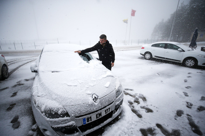 İstanbul'un yanıbaşına kar yağıyor! İstanbul'a da kar yağacak mı? - Resim: 3