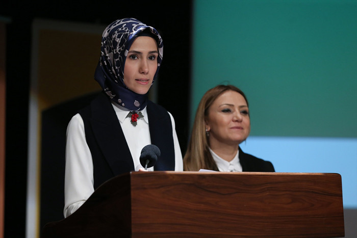 Sümeyye Erdoğan doğumdan sonra ilk kez ortaya çıktı! - Resim: 4