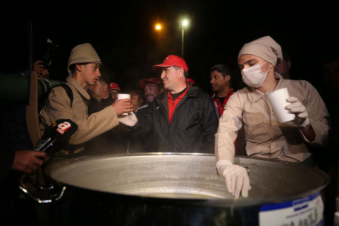 57. Alaya Saygı Yürüyüşü yapıldı! Binler dedelerine yürüdü - Resim: 1