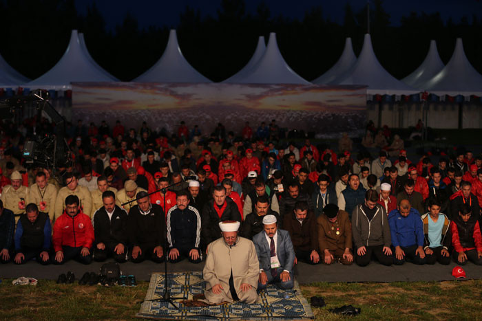 57. Alaya Saygı Yürüyüşü yapıldı! Binler dedelerine yürüdü - Resim: 3