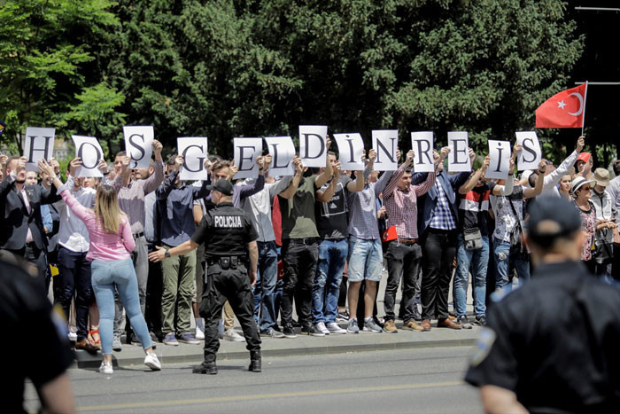 Cumhurbaşkanı Erdoğan Bosna'da! Bir ülke ayakta... - Resim: 2
