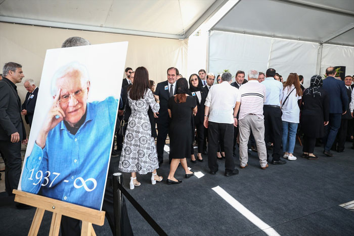 Erdoğan Demirören son yolculuğuna uğurlandı - Resim: 3