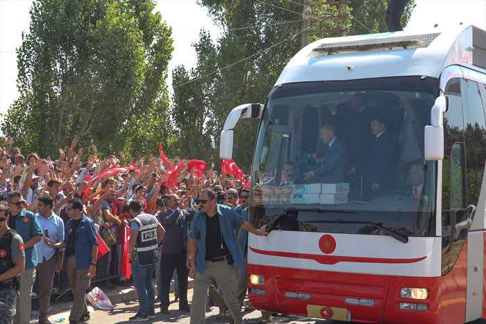 Cumhurbaşkanı Erdoğan: Hep birlikte 2071'e yürüyeceğiz... - Resim: 2