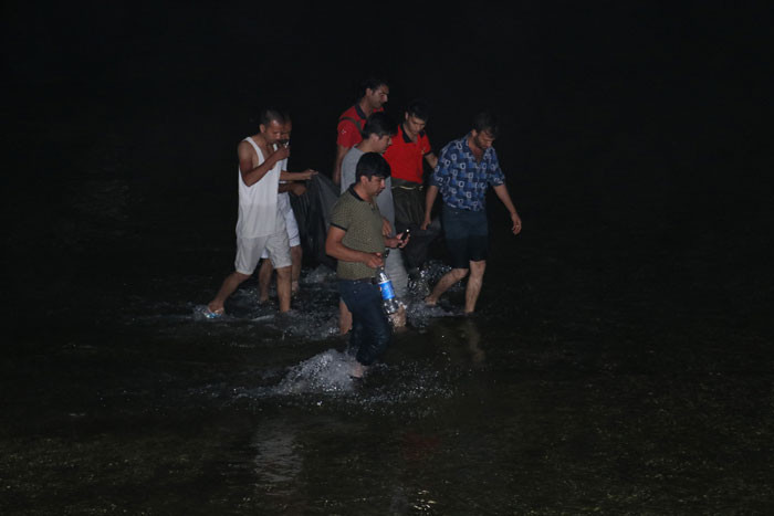 Acı haber geldi! Önce annesi sonra babası herkesi ağlattı - Resim: 4