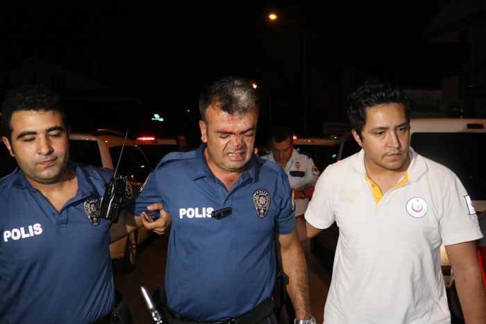 Travestiye yardıma giden polise büyük şok! - Resim: 1