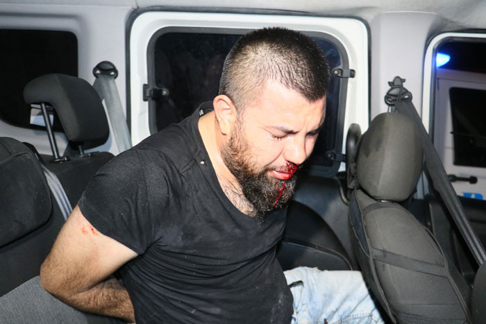 Travestiye yardıma giden polise büyük şok! - Resim: 3