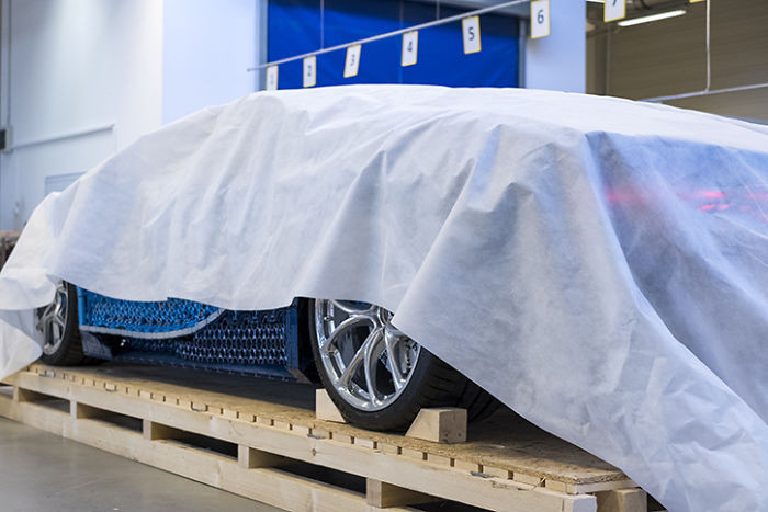 Bugatti'nin şaheser otomobilini hiç böyle görmediniz - Resim: 1