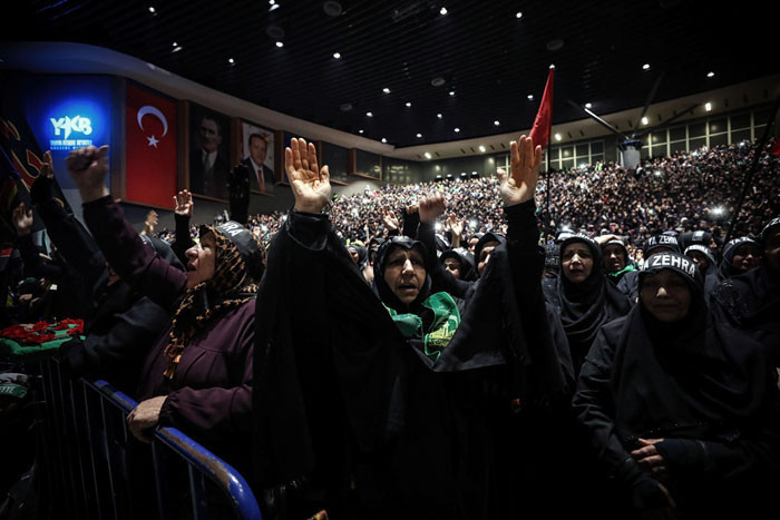 Kerbela Aşure Matemi'nde Caferiler'in kıyafeti dikkat çekti sebebi de...  - Resim: 1