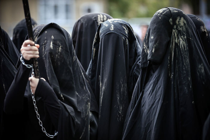 Kerbela Aşure Matemi'nde Caferiler'in kıyafeti dikkat çekti sebebi de...  - Resim: 2