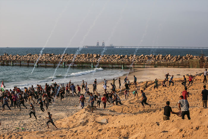 İsrail 50 tekne ile protestoya silahla karşılık verdi! - Resim: 2
