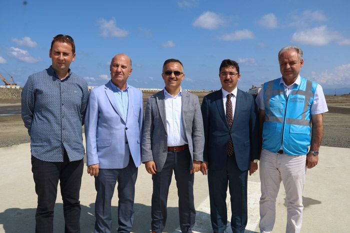 Rize-Artvin Havalimanı'nda dolgunun yüzde 41'i tamamlandı - Resim: 3