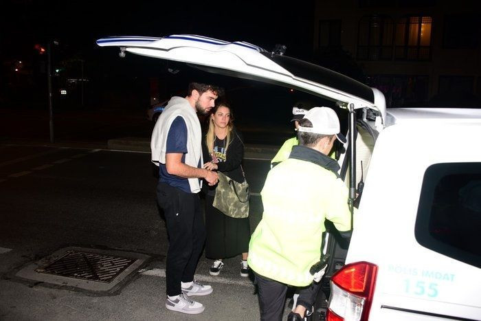 Ehliyetini kaptıran Yasak Elma yıldızı Eda Ece yine alkol kontrolüne takıldı - Resim: 2