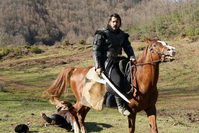 ATV'deki Kuruluş Osman'ın Gence Bey'i Zabit Samedov bakın kimi örnek alıyor - Resim: 4