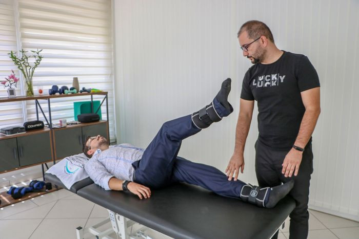 752 gün sonra komadan çıktı doktorlar ayağa kalkamaz dedi bakın şimdi ne halde? - Resim: 4