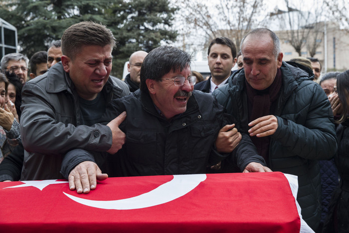 Ceren Damar'ın cenazesinde eşinden katiliyle ilgili ibretlik açıklama - Resim: 2