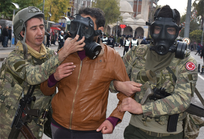 Adıyaman'dan günün karesi! Askere dikkat bakın ne yapıyor? - Resim: 4