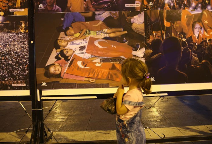 Türkiye'nin 81 ilinde 15 Temmuz sergisine akın - Resim: 3