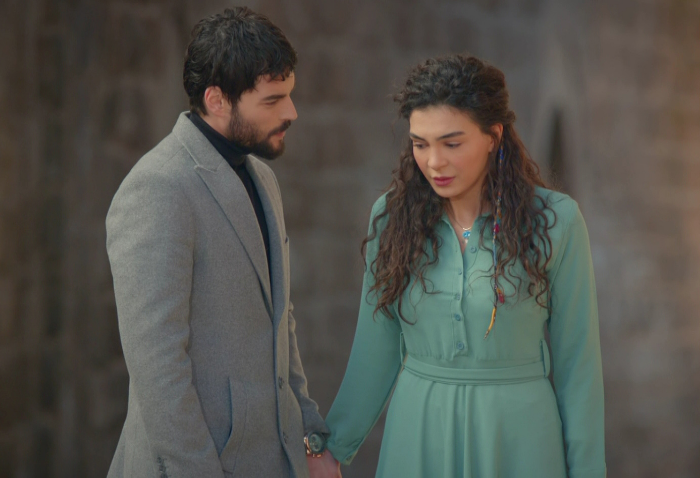 Sette apar topar ayrılık Hercai'nin kaderini etkileyecek flaş gelişme - Resim: 1