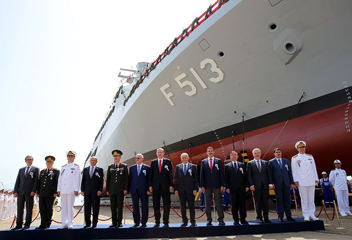 İstanbul'da tarihi an! Milli savaş gemisi Burgazada denize indirildi! - Resim: 4