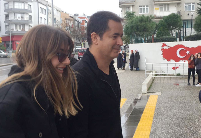 Acun Ilıcalı Deren Talu Şeyma Subaşı Çağatay Ulusoy dedikodusu çıktı - Resim: 2