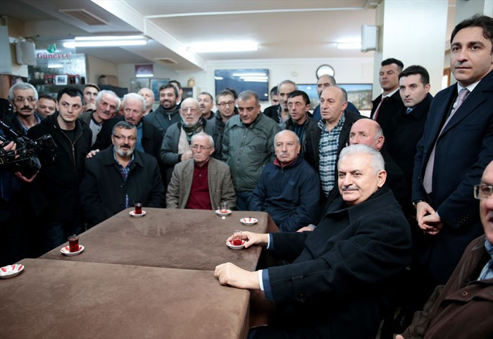 Başbakan Yıldırım çay bahçesinde Erdoğan'ı arayıp... - Resim: 2