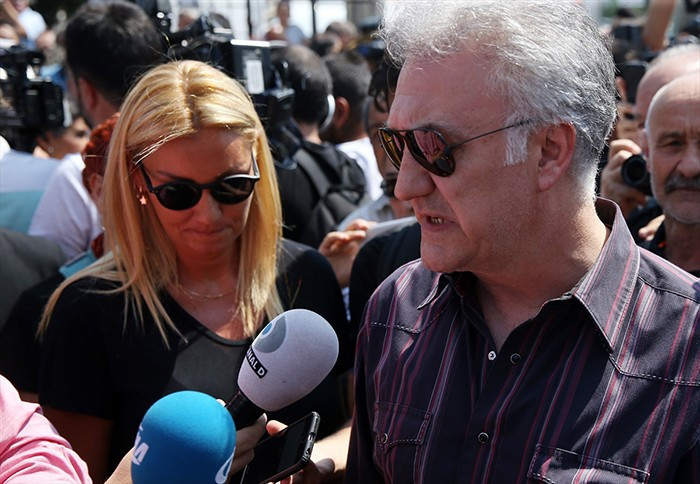  Vatan Şaşmaz'ın cenaze töreninden acı kareler - Resim: 4