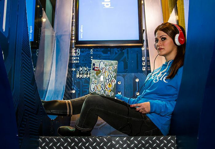 Davutoğlu okuldan attıracaktı o Google'a mühendis oldu - Resim: 4