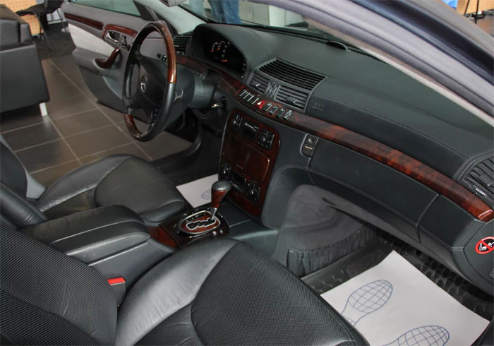 Putin makam aracını satılığa çıkardı! Özellikleri tam bomba - Resim: 4