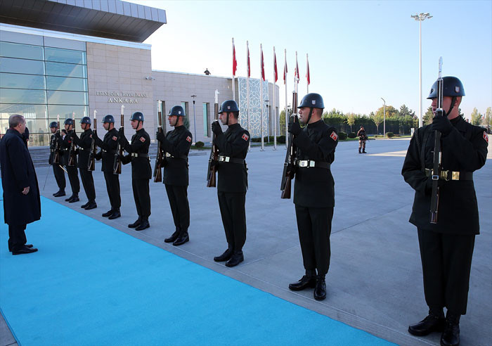 Erdoğan'ı uğurlamada dikkat çeken Gökçek detayı! - Resim: 2