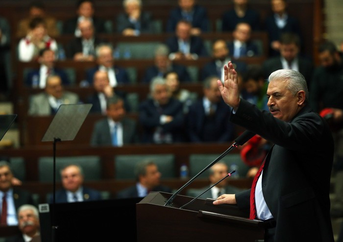 Başbakan Yıldırım'dan bozkurt işareti! - Resim: 4