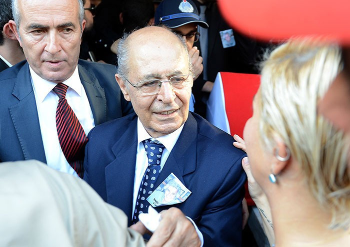 Tarık Akan'ın cenazesine kimler katıldı? - Resim: 4