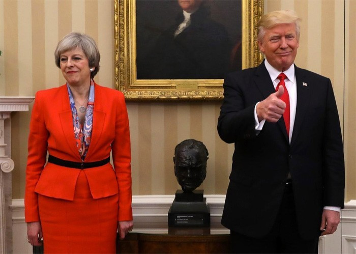 Trump, May'e çiçek göndermek istedi! - Resim: 4